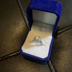 Moissionate Engagement Ring SIZE 6 