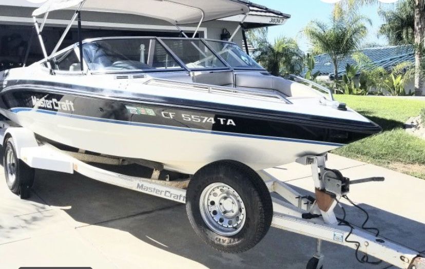 FAST FUN Mastercraft WAKE BOAT!