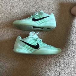 Nike Sabrina 3 Warning Label Size 12 Mens