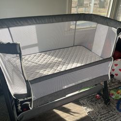 Bedside Sleeper Bassinet