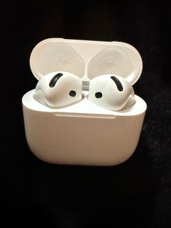 Unused Apple AirPods
