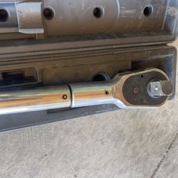 Torque Wrench 1000 Ft Lbs  CDI    1” Drive 