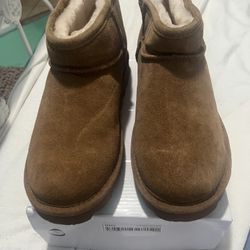 Women’s Bearpaw  Leather Booties So 10