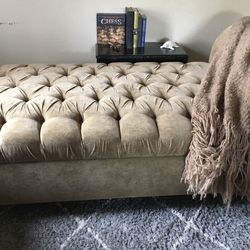 Chaise Lounge 