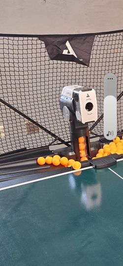 Fully functional like new joola infinity smart table tennis robot  with app ...this is a great opportunity