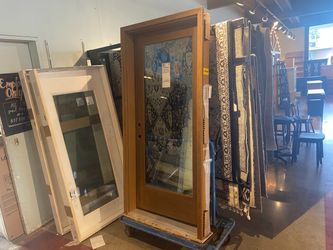 PELLA Fiber Glass Right Inswing Entry Door