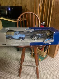 150 TH ‘ SCALE  DIE CAST FORD TRUCKS