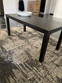 Coffee table in good shape
