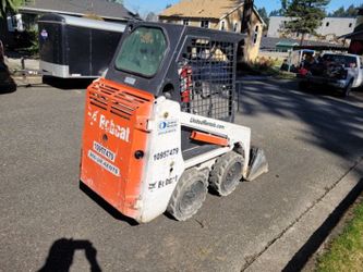 Bobcat S70 (skid steer)