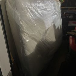 Free Queen Size Mattress 