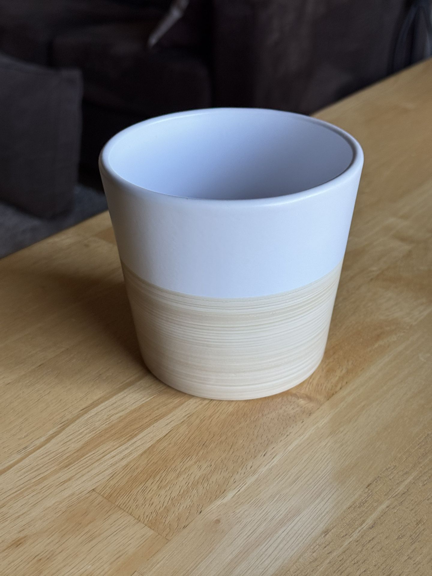 Ceramic pot