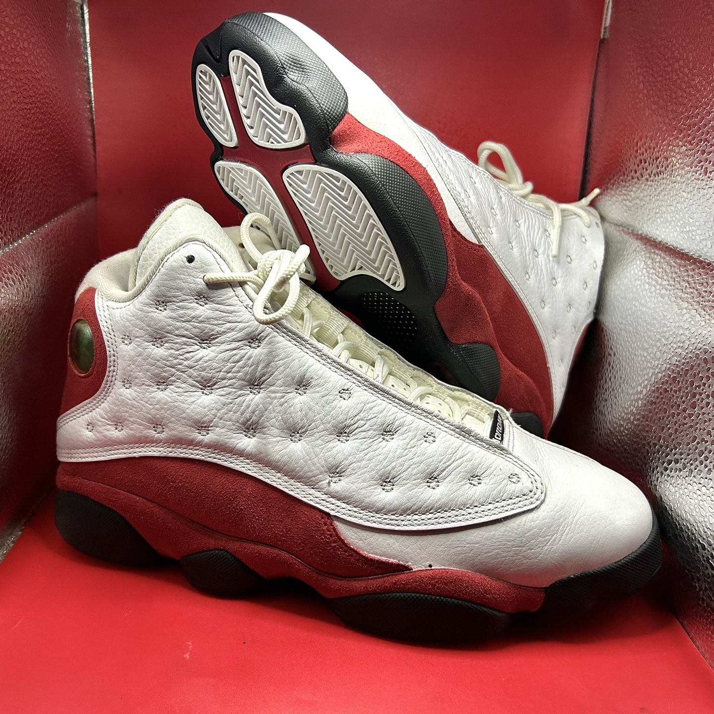 Air Jordan 13 Cherry 2010 Size 8M for Sale in Brooklyn NY OfferUp
