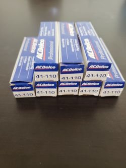 New Acdelco 41-110 Iridium Spark Plugs