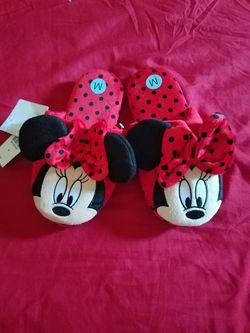 Pantunflas de Minnie nuevas
