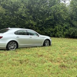 2014 Lexus LS 460