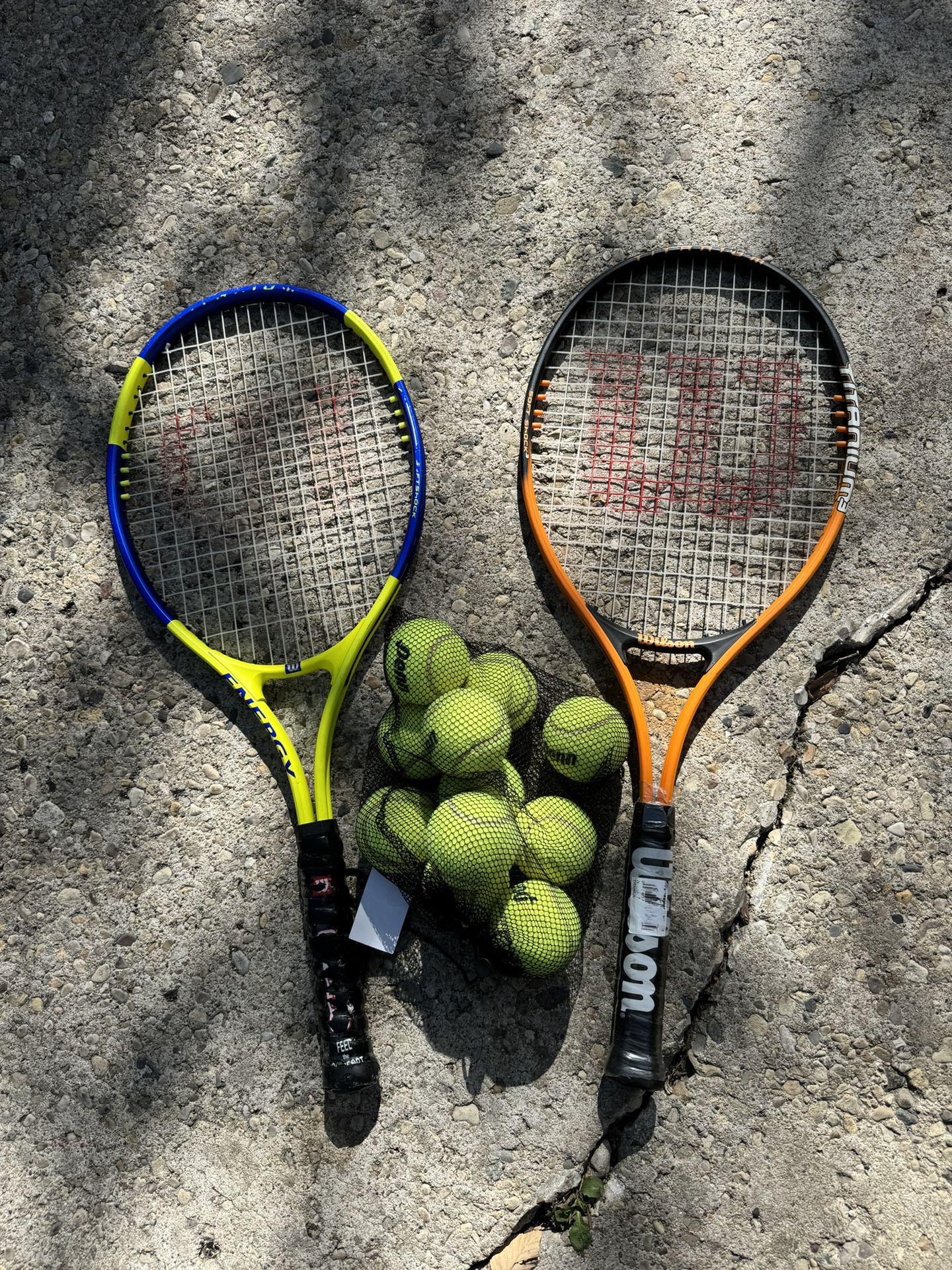 Tennis Racket with balls