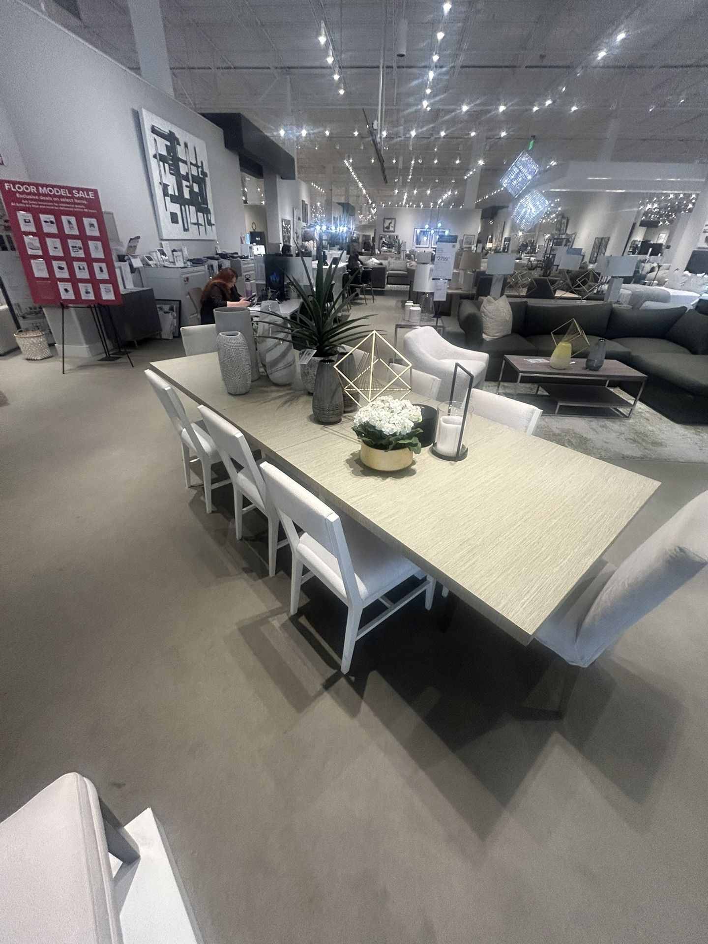 Dining Table & 8 Chairs