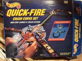 Vintage 1992 Mattel Hot Wheels Quick-Fire Crash Curve Set