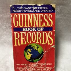 Guinness Book of Records 1992 paperback book 