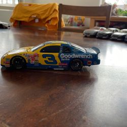 Dale Earnhardt 1:24