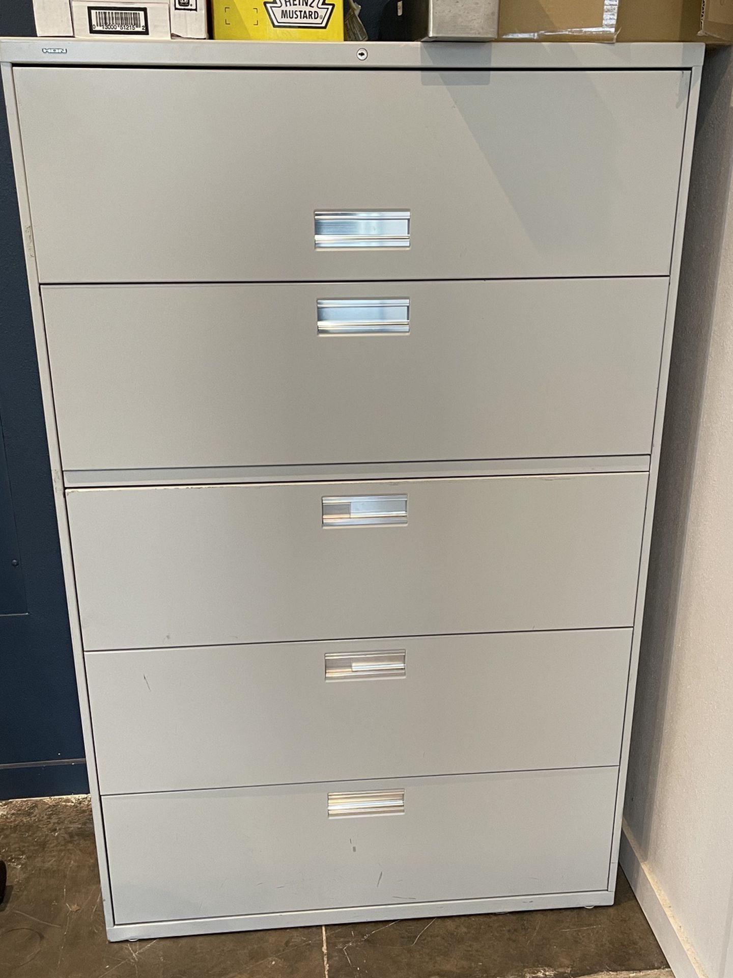 Commercial File Cabinet 