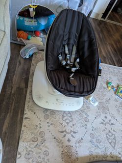 4moms mamaroo baby rocker