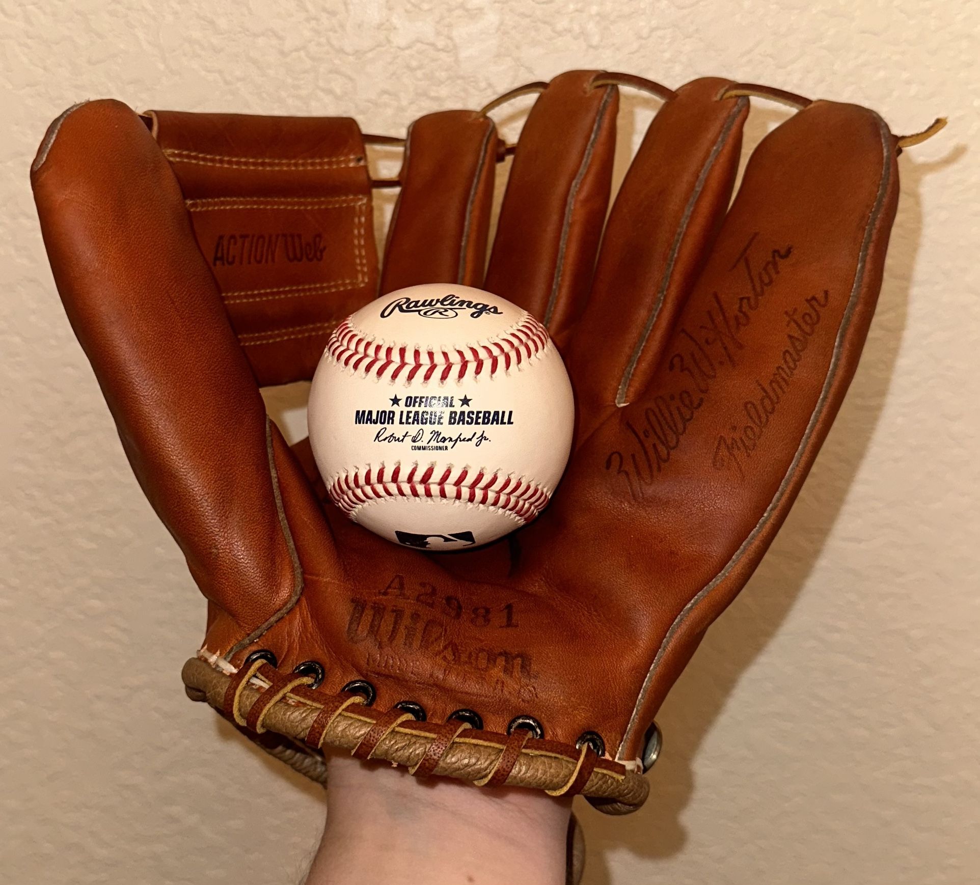 Vintage Wilson Baseball Glove
