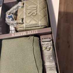 Steve Madden Purse Set