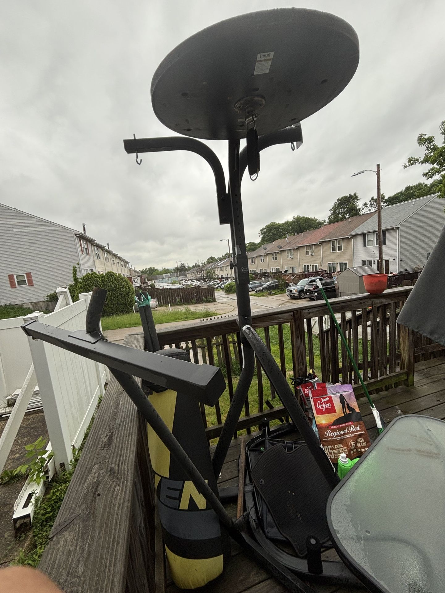 Heavy bag Stand/heavy Bag