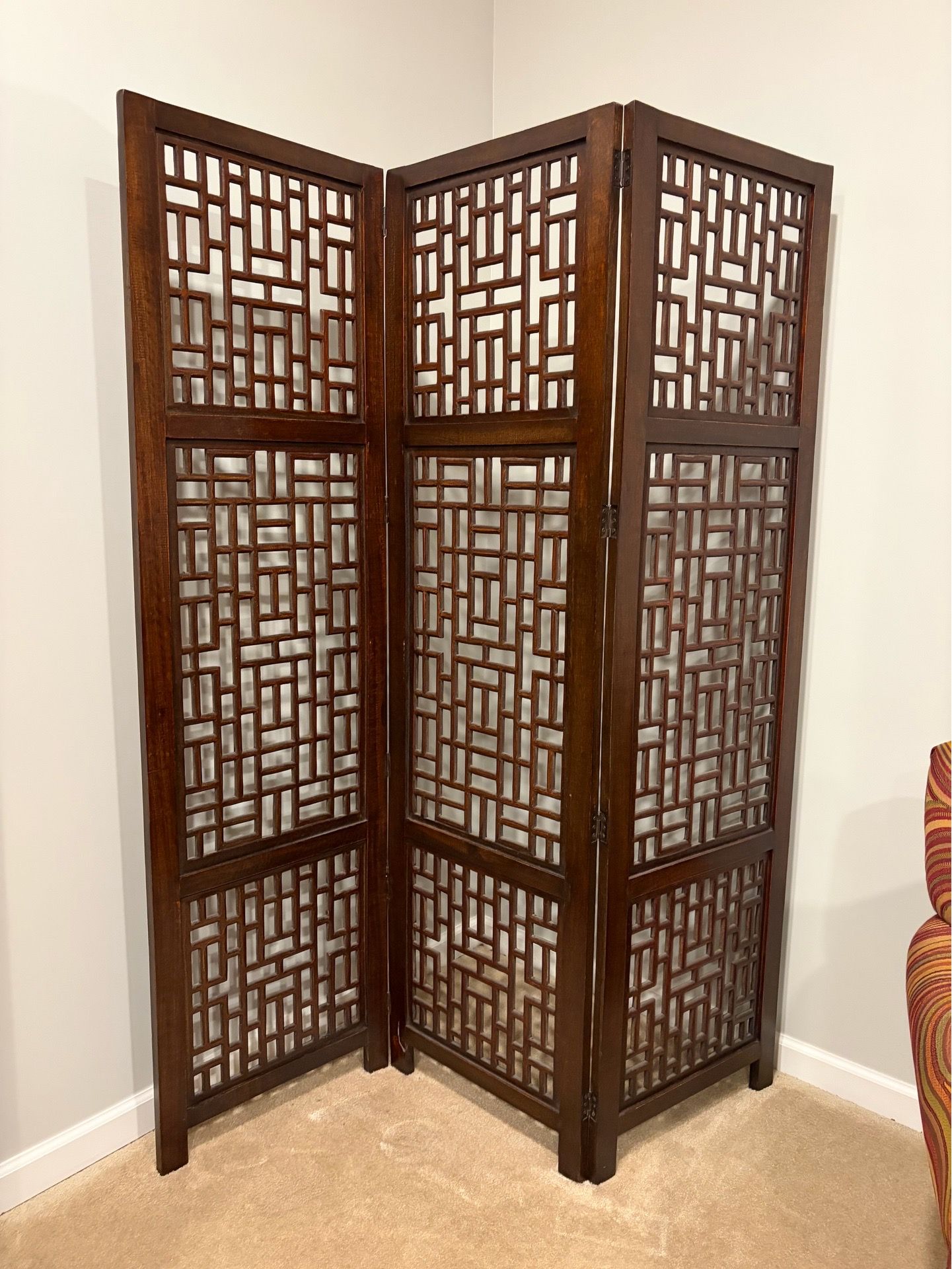 Decorative wooden screen