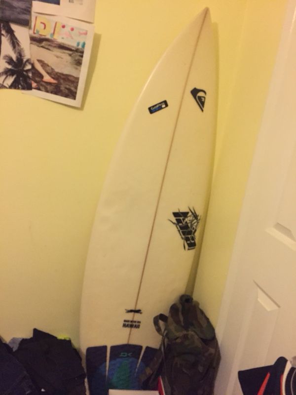 Surfboard short board 5’7