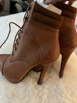 Booties Heels / Boots