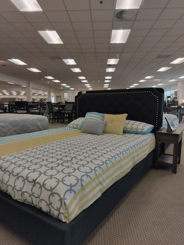 Queen Size Bed Furniture