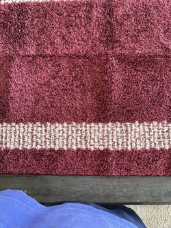 Maples Rugs Accent Rug 30x45 Red Burgundy Cream Border Washable New USA [COPY]