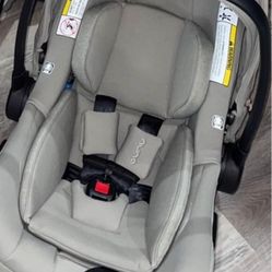 Nuna Pipa Lite Rx Infant Car Seat with Relx Base