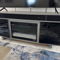 TV console Table W/Fire Place 