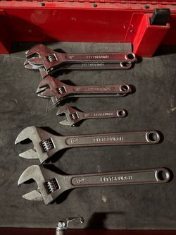 Adjustable wrenches ( full set for 17$ each for 5$)