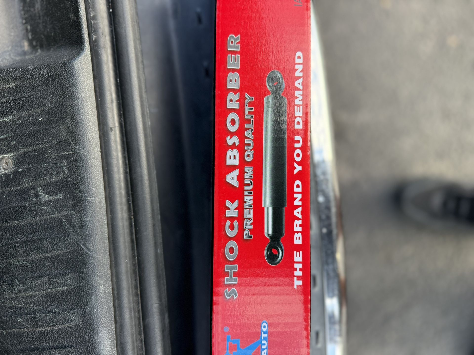 REAR SHOCKS FOR PRIUS