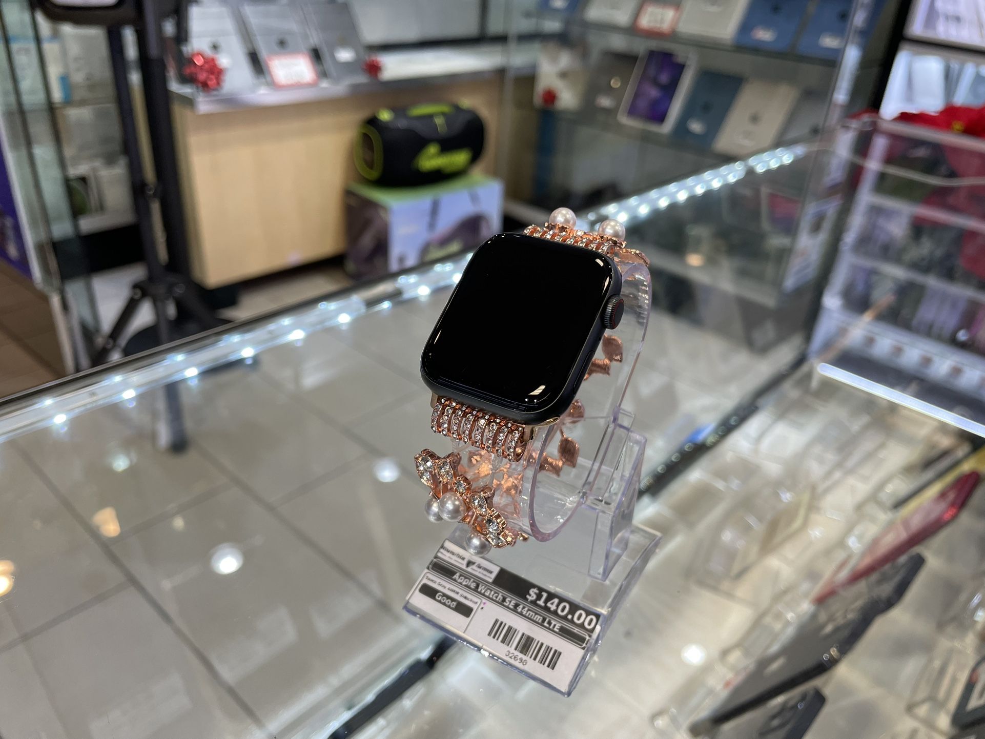Apple Watch SE 44mm LTE