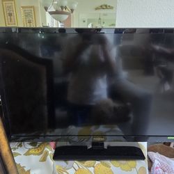 Insignia TV (No Cable Box Or Wires)