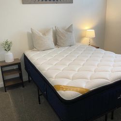 Dreamcloud Premier KING mattress 