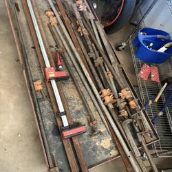 20 Bar And Pipe Clamps 