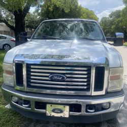 Ford F-350 Super Duty Lariat