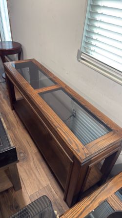 Set of (5) tables