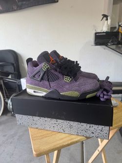 Air Jordan 4 Retro “Canyon Purple” Safety Orange Women’s Sz 11/Men’s Sz 9.5 (AQ9129-500) - OG Box