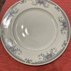 Royal Doulton The Romance Collection Juliet 1981 Vintage Dinner Plate