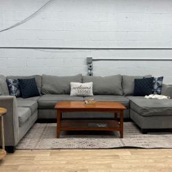 Raymour & Flanigan 3-Piece Sectional Couch