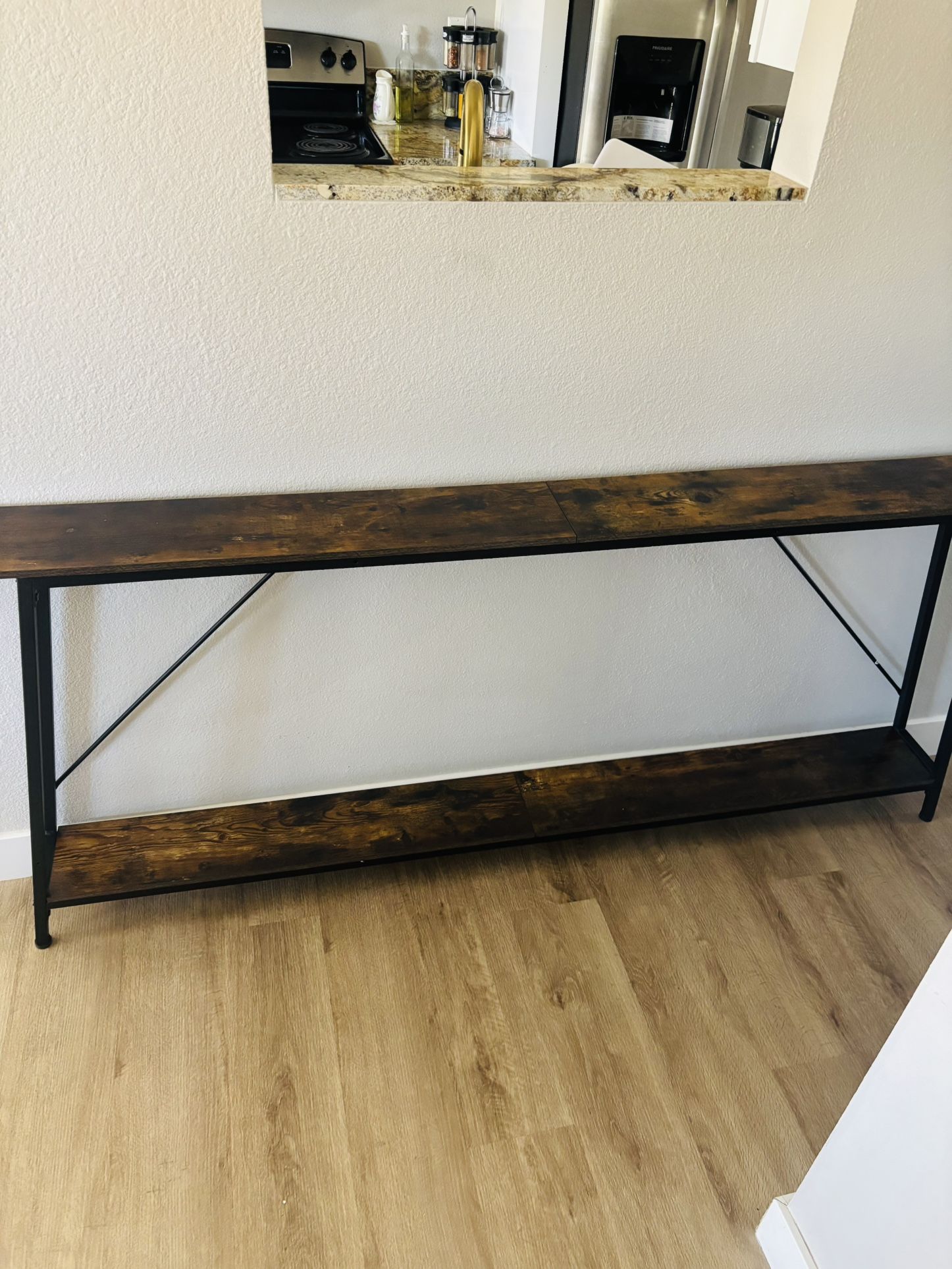 Console Table/Sofa Table