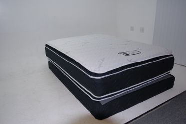 Double Sided Pillow Top Mattress and Boxspring