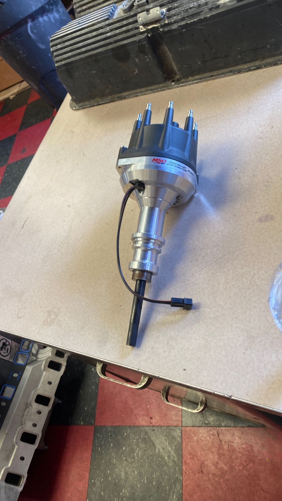 Msd distributor for a small block ford 302